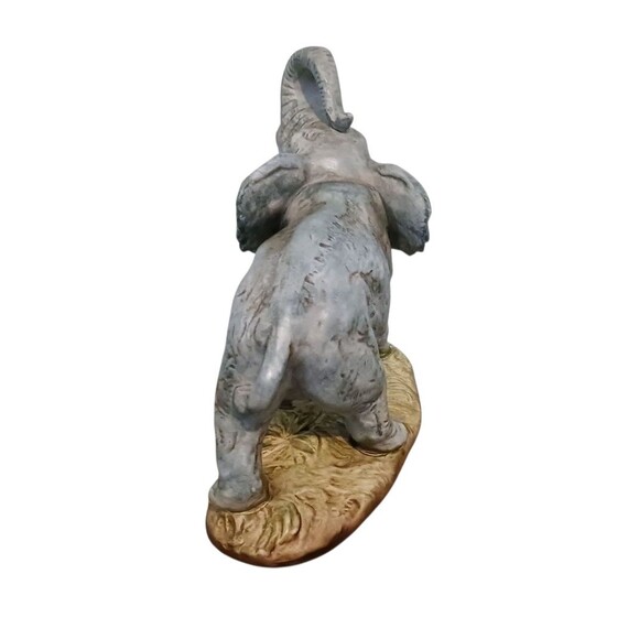 VTG Porcelain Gray Elephant Trunk Up Figurine Good Luck Prosperity Made Japan - Picture 4 of 5